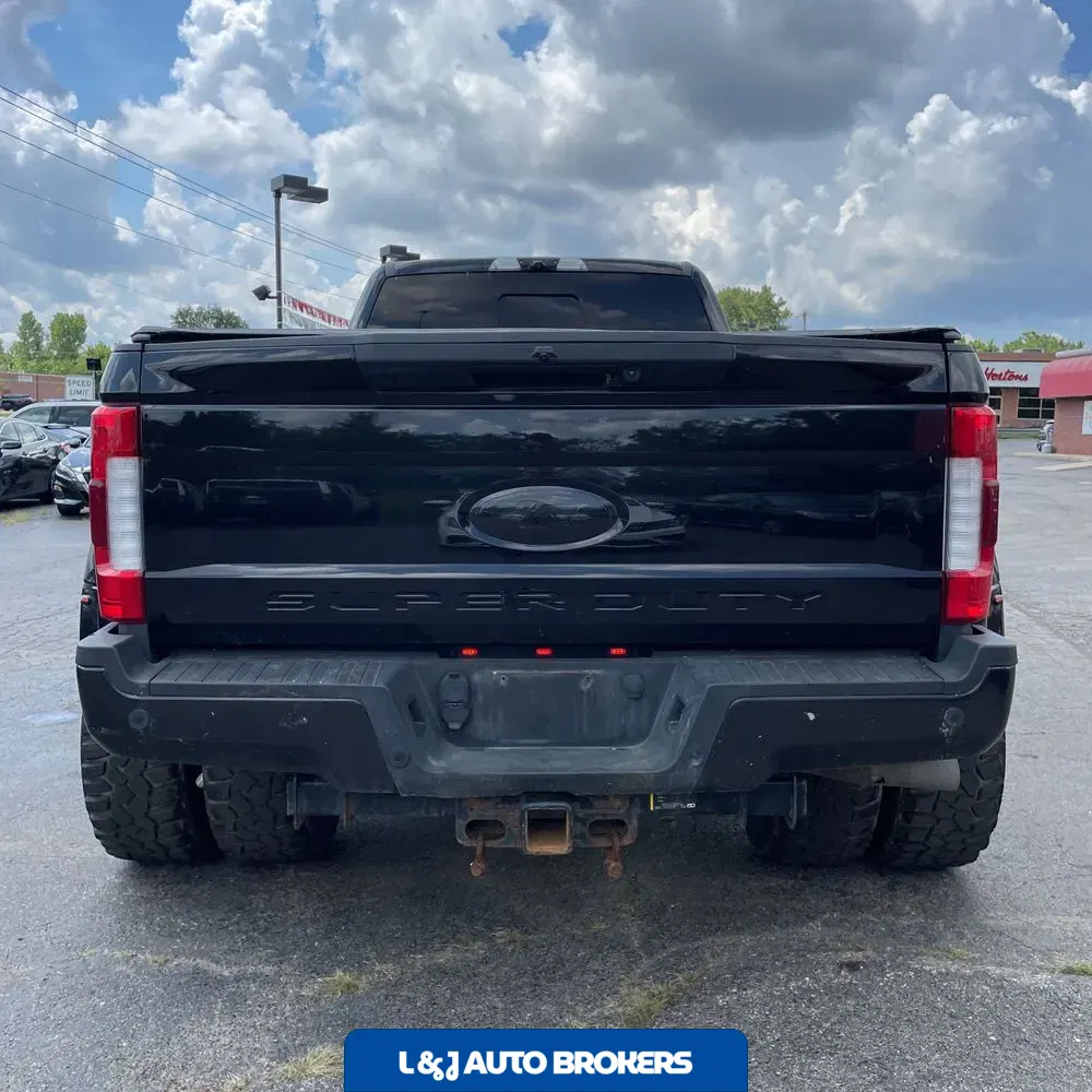2019 Ford F350SD Lariat