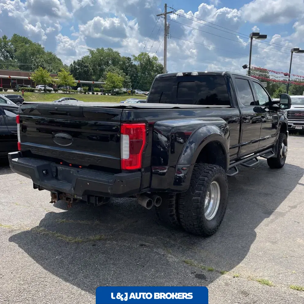 2019 Ford F350SD Lariat
