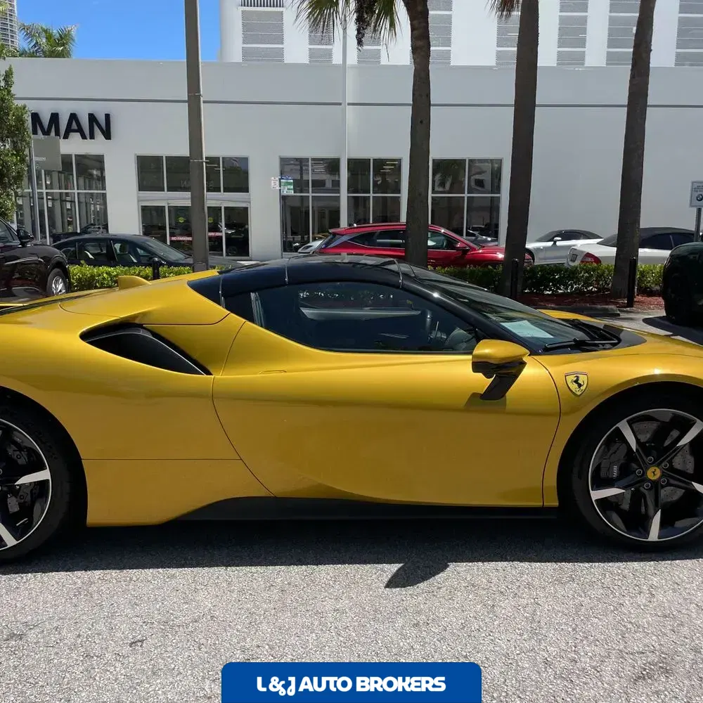 2023 Ferrari SF90 Spider