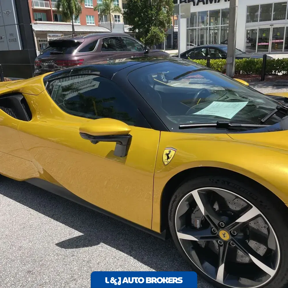 2023 Ferrari SF90 Spider