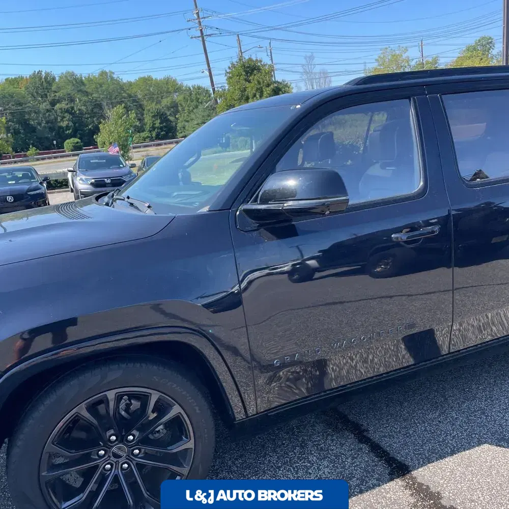2023 Jeep Grand Wagoneer Obsidian