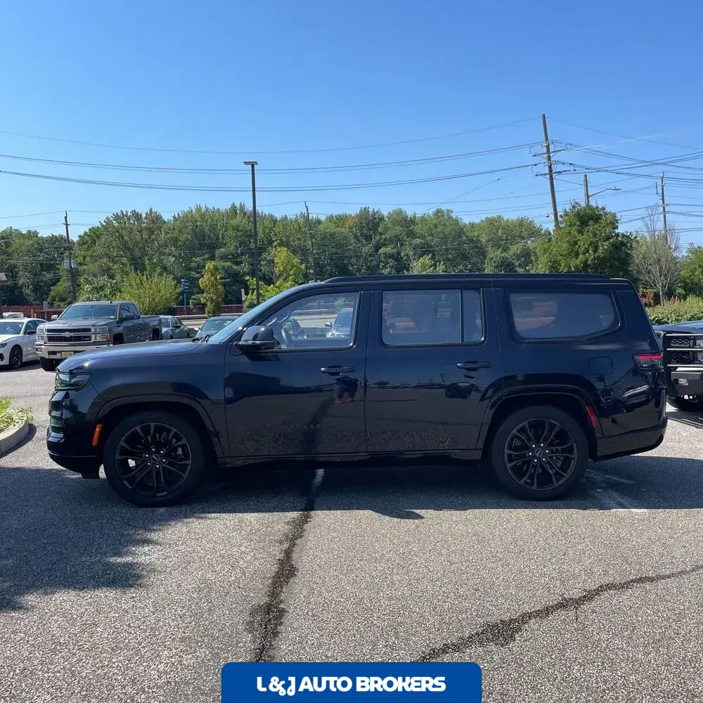 2023 Jeep Grand Wagoneer Obsidian