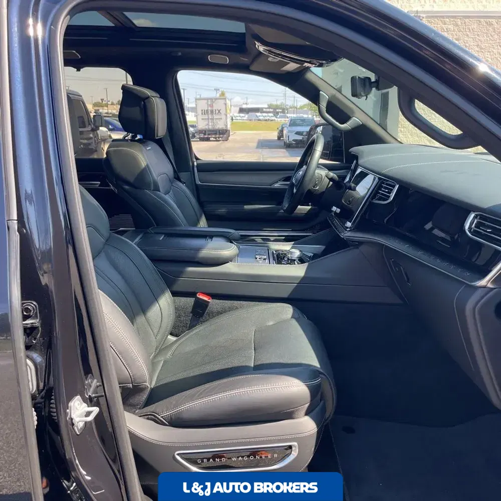 2023 Jeep Grand Wagoneer Obsidian