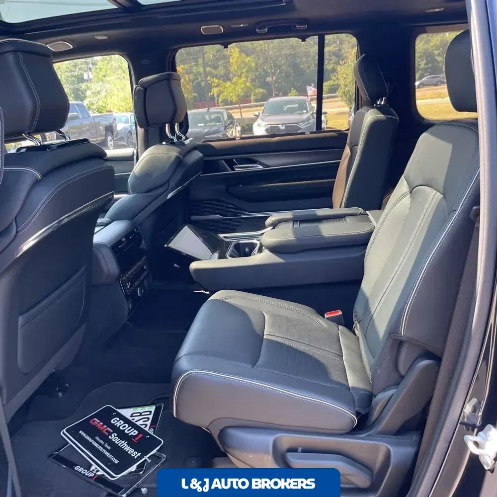 2023 Jeep Grand Wagoneer Obsidian