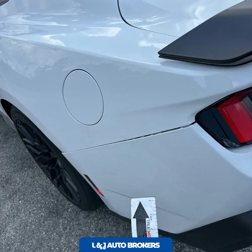 2024 Ford Mustang Dark Horse