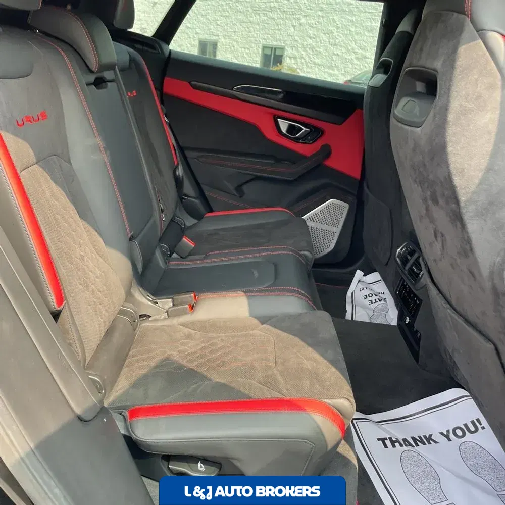 2023 Lamborghini Urus S