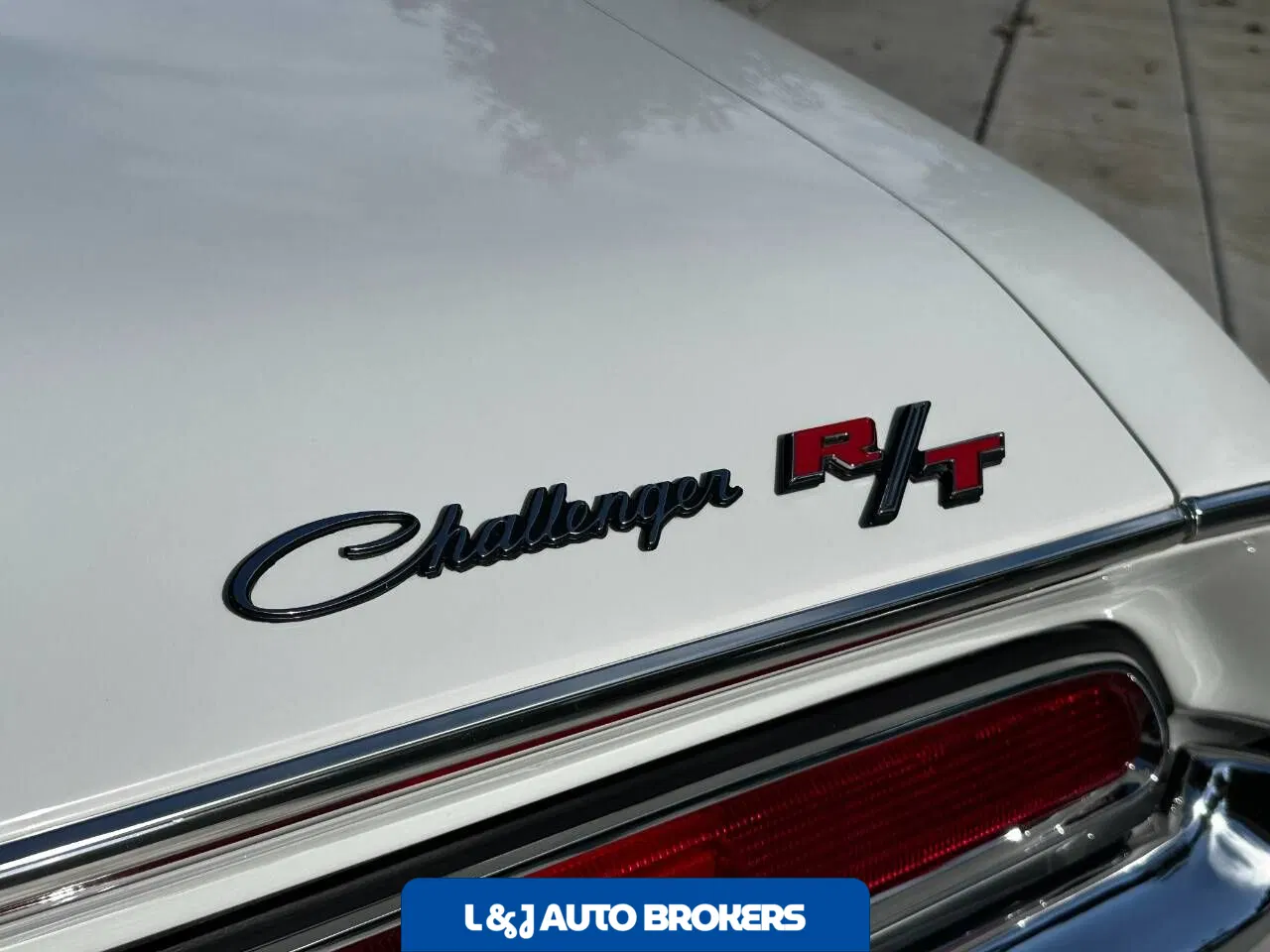 1970 Dodge Challenger Pro Touring Restomod – 900 HP Supercharged HEMI Custom Build by Kindig-It Design