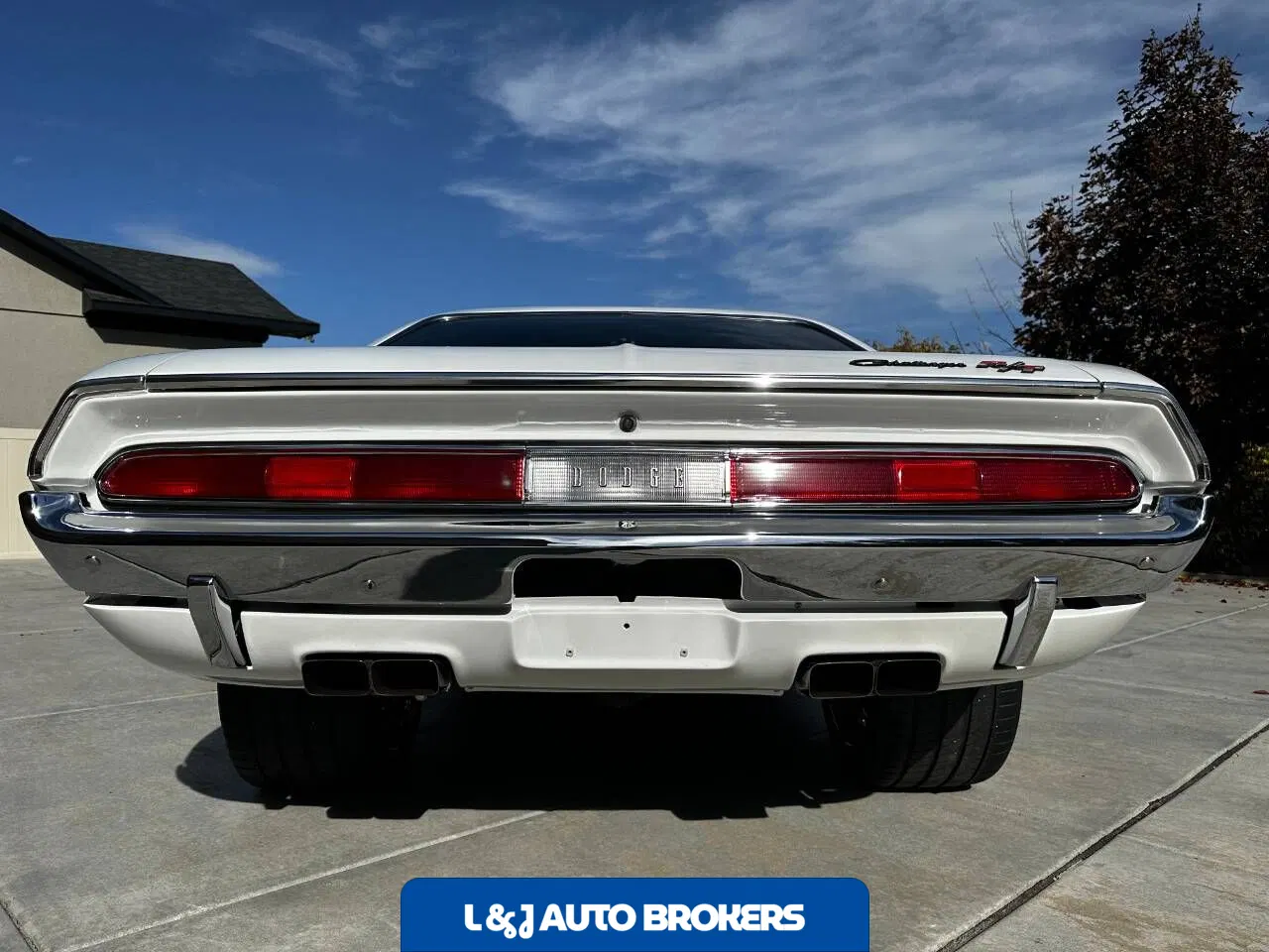 1970 Dodge Challenger Pro Touring Restomod – 900 HP Supercharged HEMI Custom Build by Kindig-It Design