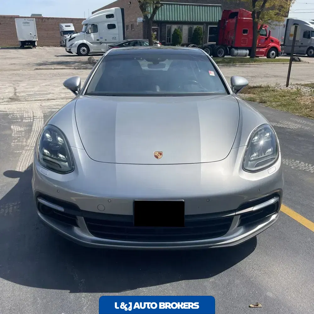 2018 Porsche Panamera 4S