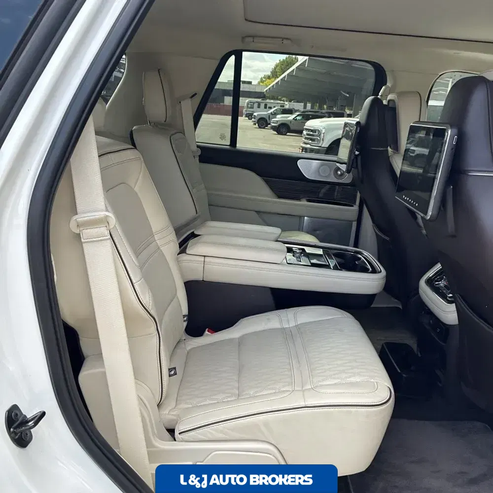 2020 Lincoln Navigator Black Label