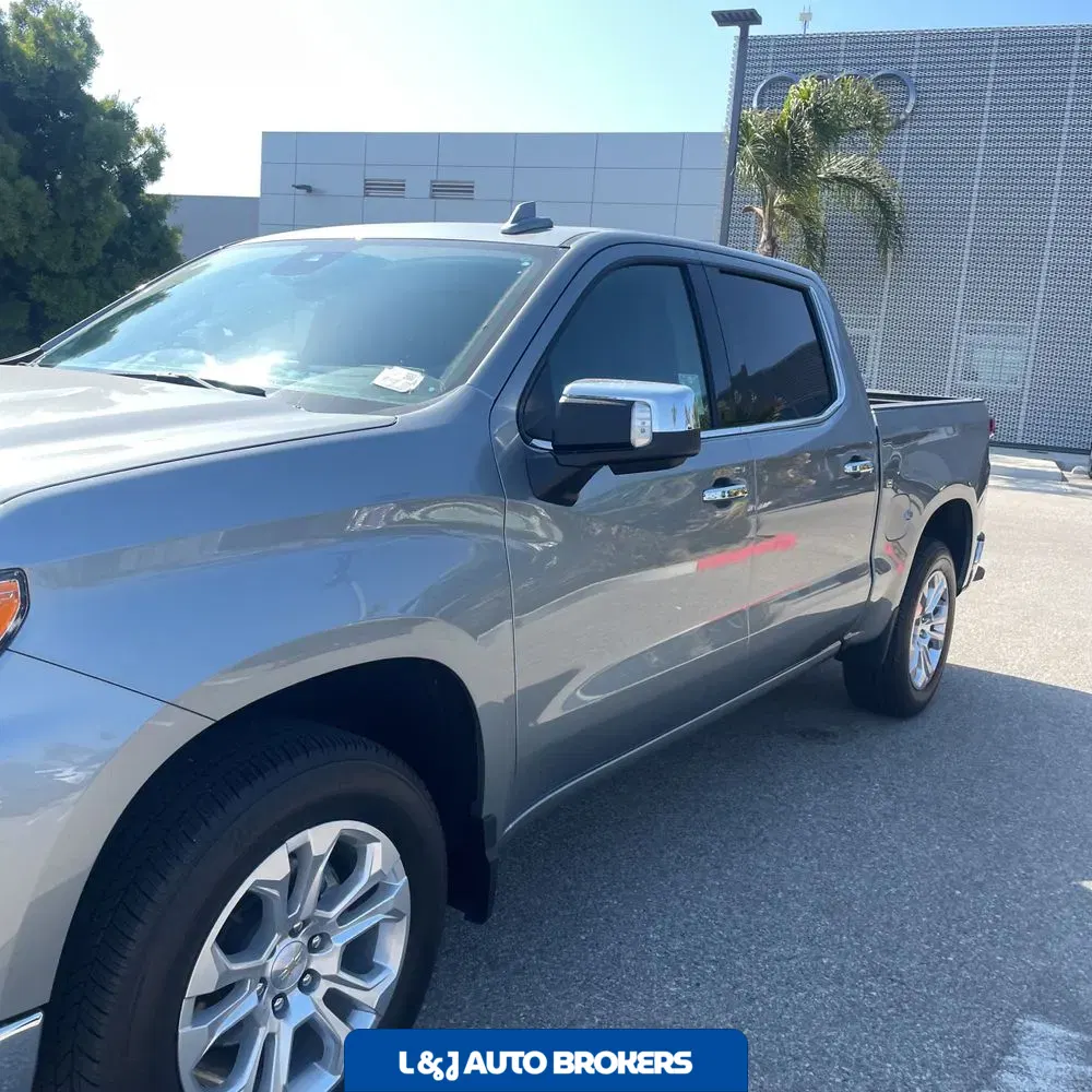 2024 Chevrolet Silverado 1500 LTZ