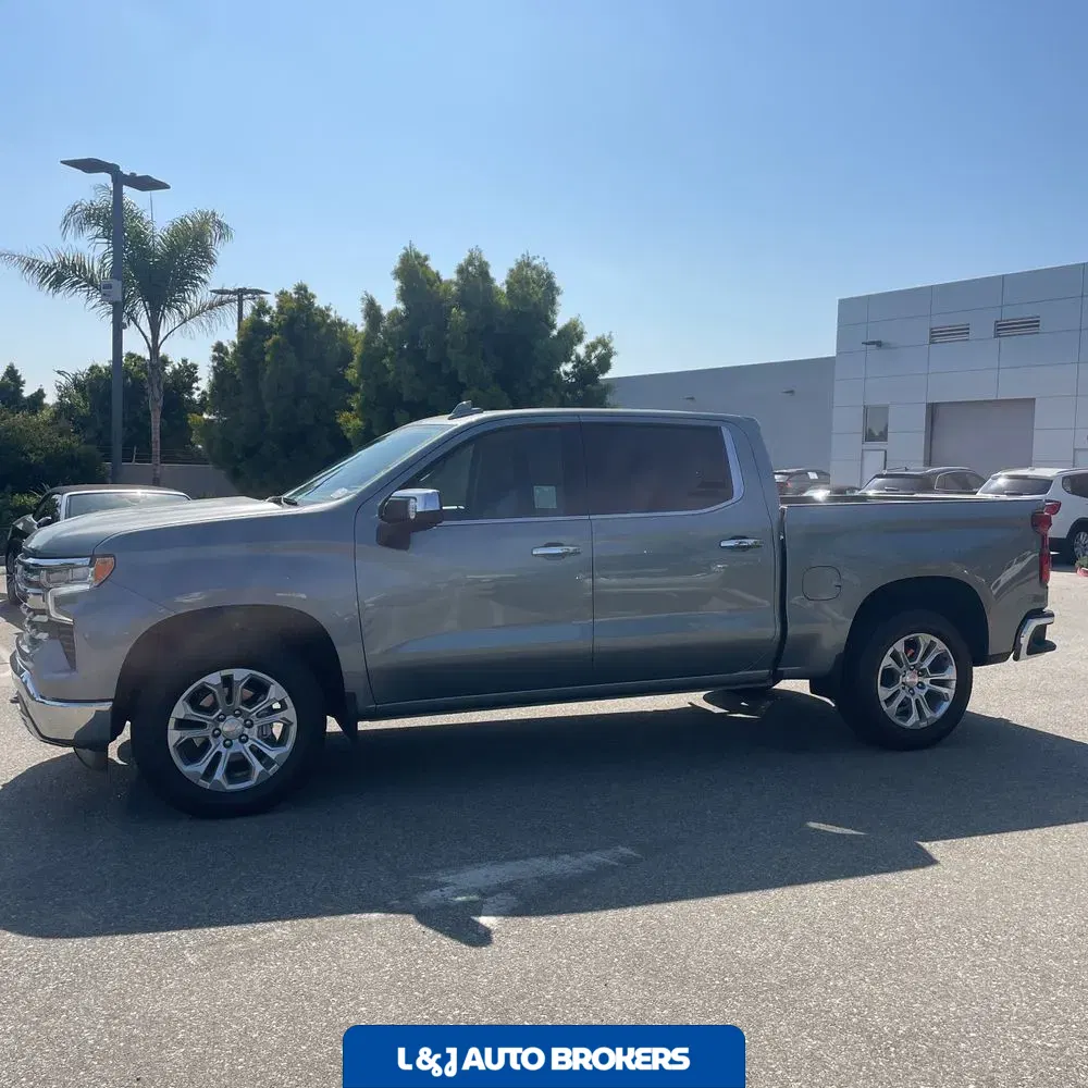 2024 Chevrolet Silverado 1500 LTZ