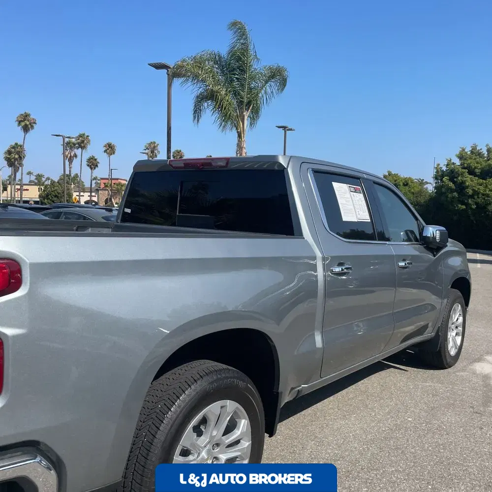 2024 Chevrolet Silverado 1500 LTZ