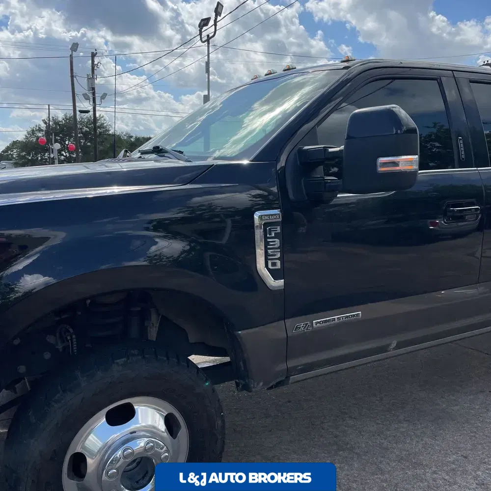 2022 Ford F-350 Super Duty King Ranch