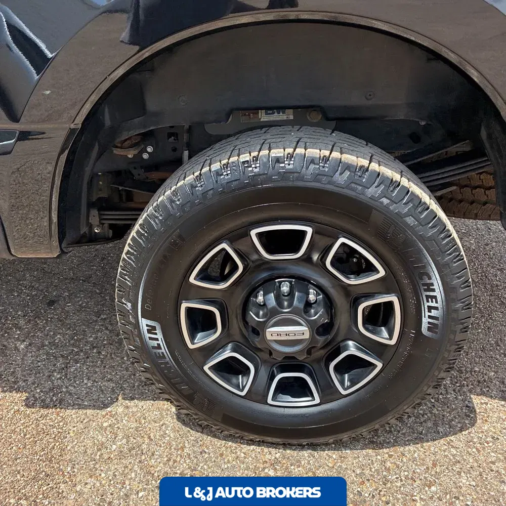 2024 Ford F-350 Super Duty Platinum