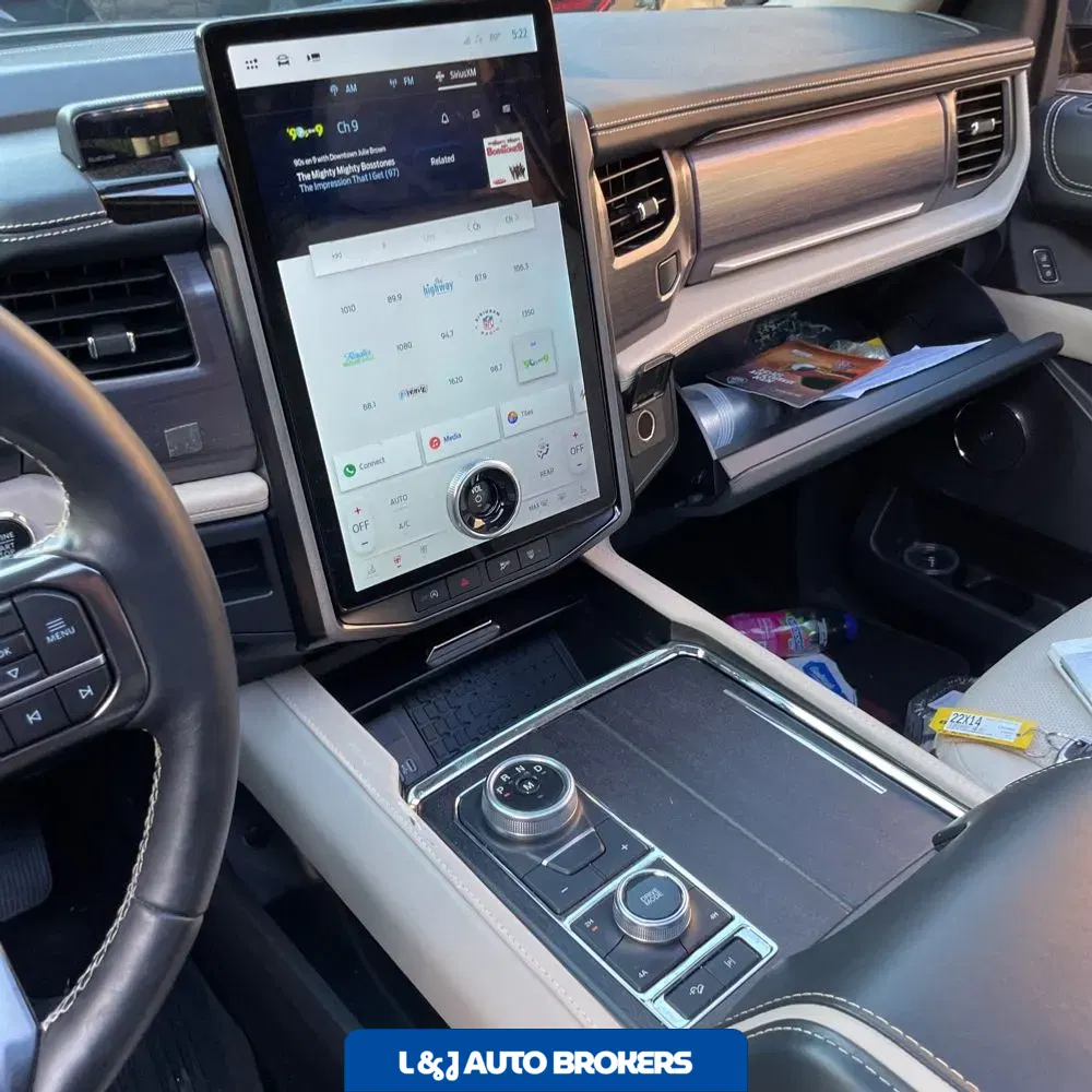 2022 Ford Expedition MAX Platinum