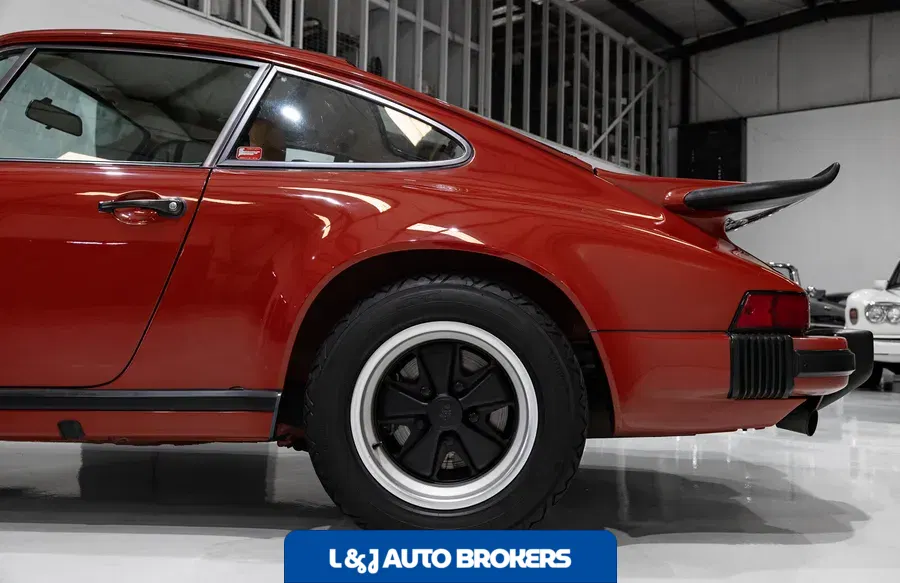 1975 Porsche 911 Carrera 2.7 Coupe