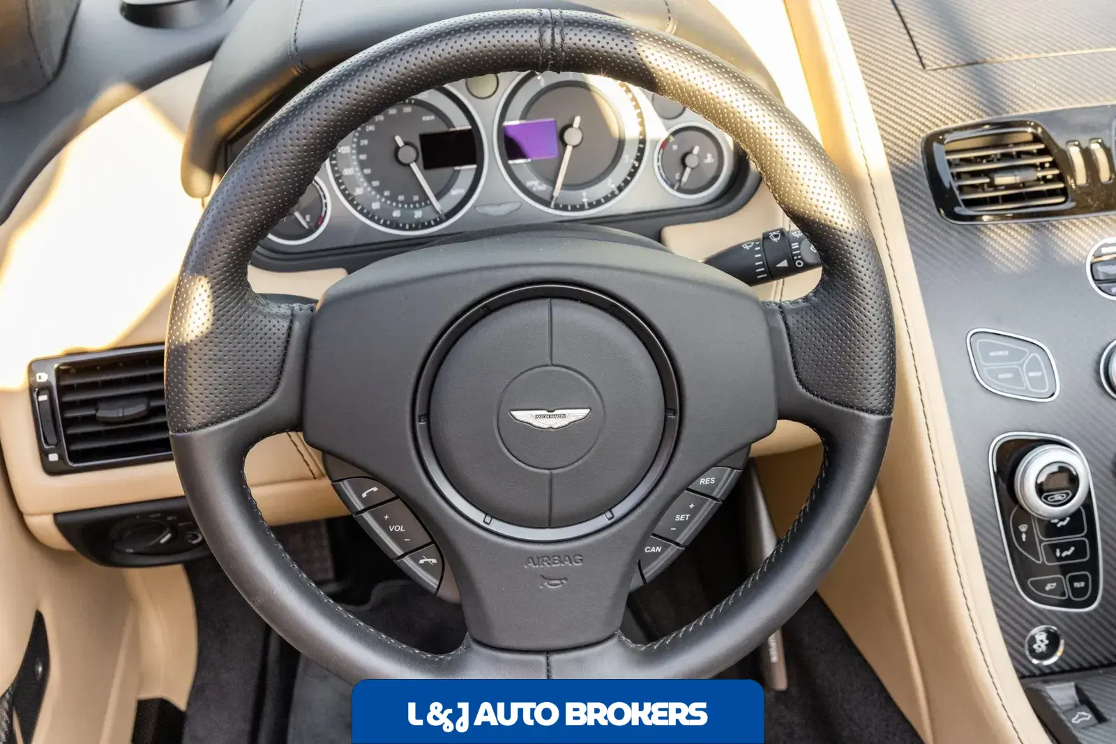 2017 Aston Martin V12 Vantage S Roadster 7-Speed