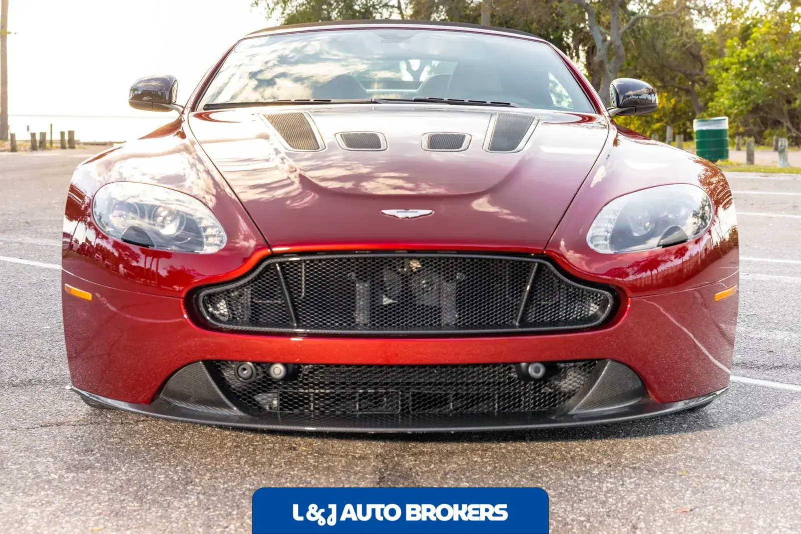 2017 Aston Martin V12 Vantage S Roadster 7-Speed