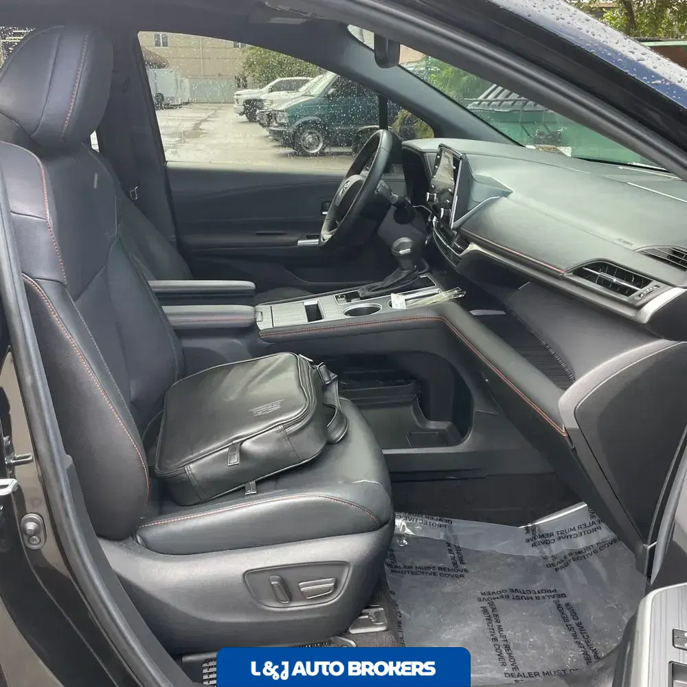2024 Toyota Sienna XSE 7-Passenger