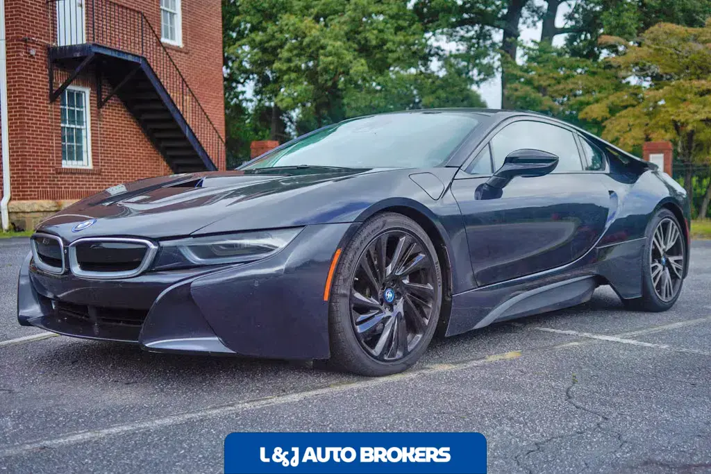 2016 BMW I8 Giga World