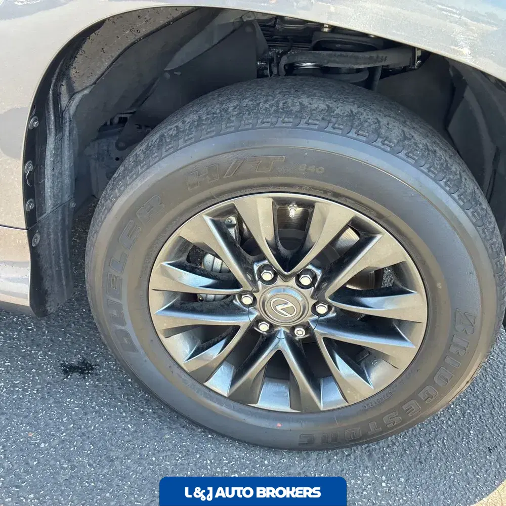 2023 Lexus GX 460 Base