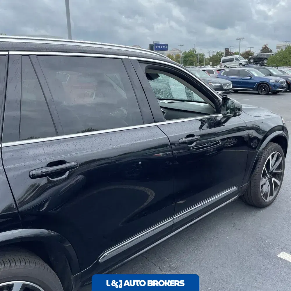 2024 Volvo XC90 B6 - Ultimate