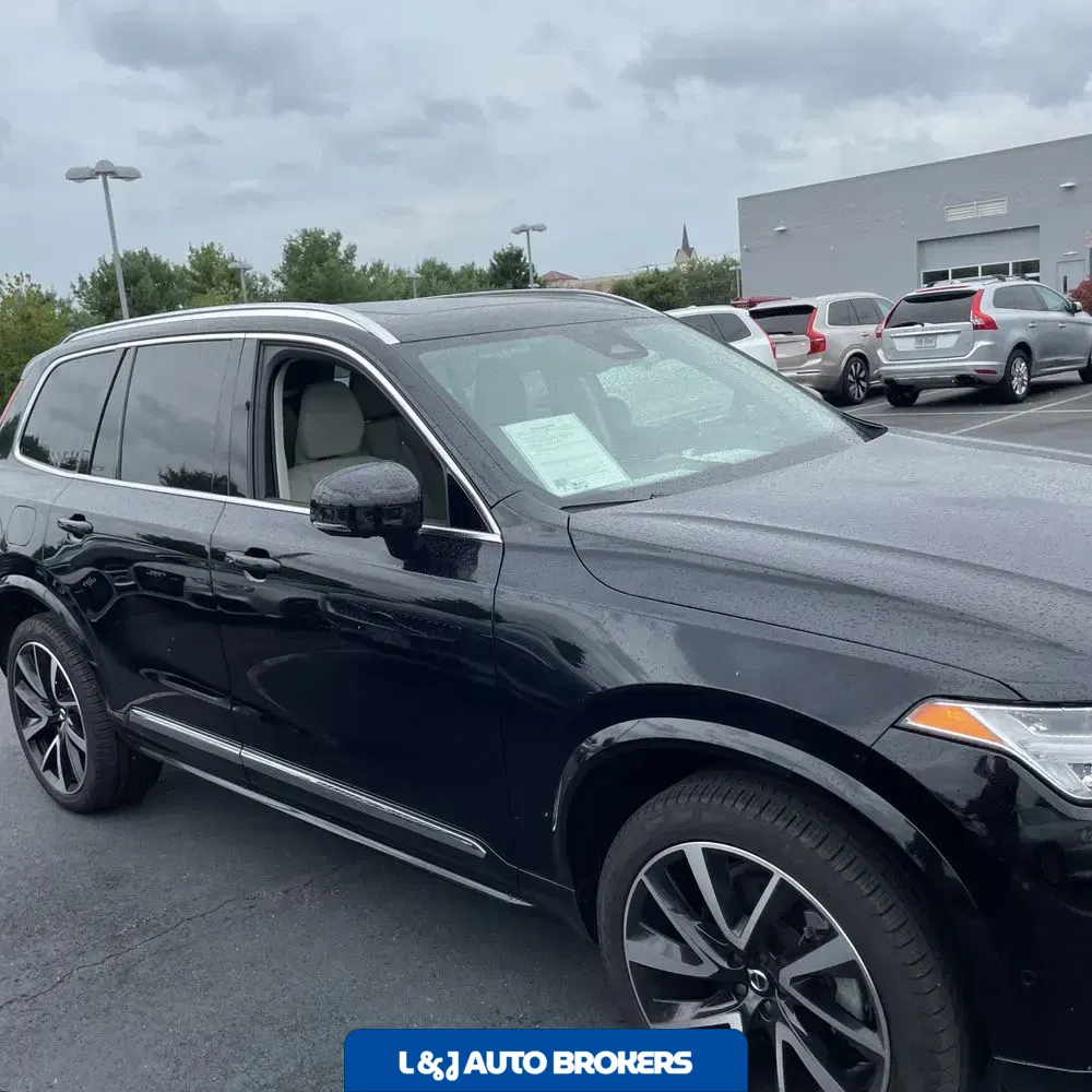 2024 Volvo XC90 B6 - Ultimate