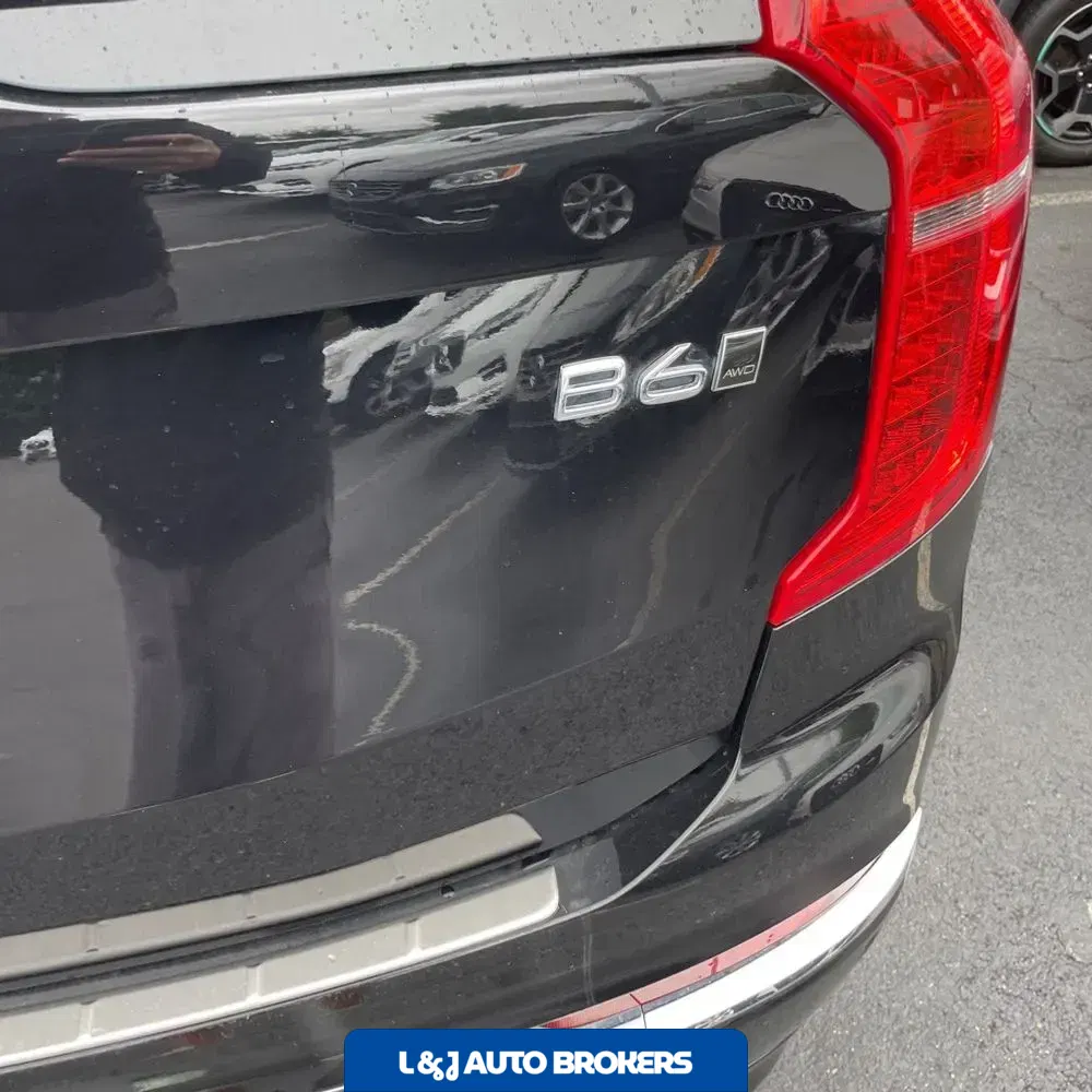 2024 Volvo XC90 B6 - Ultimate