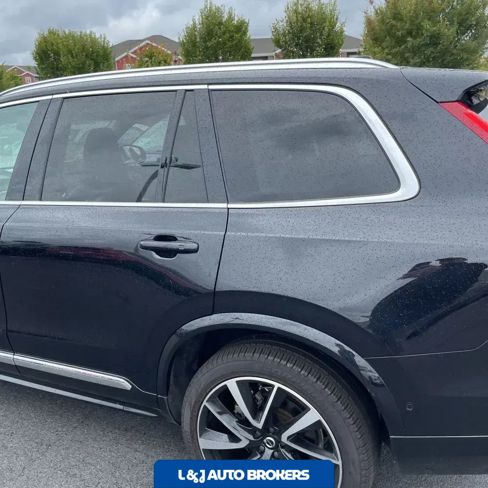 2024 Volvo XC90 B6 - Ultimate
