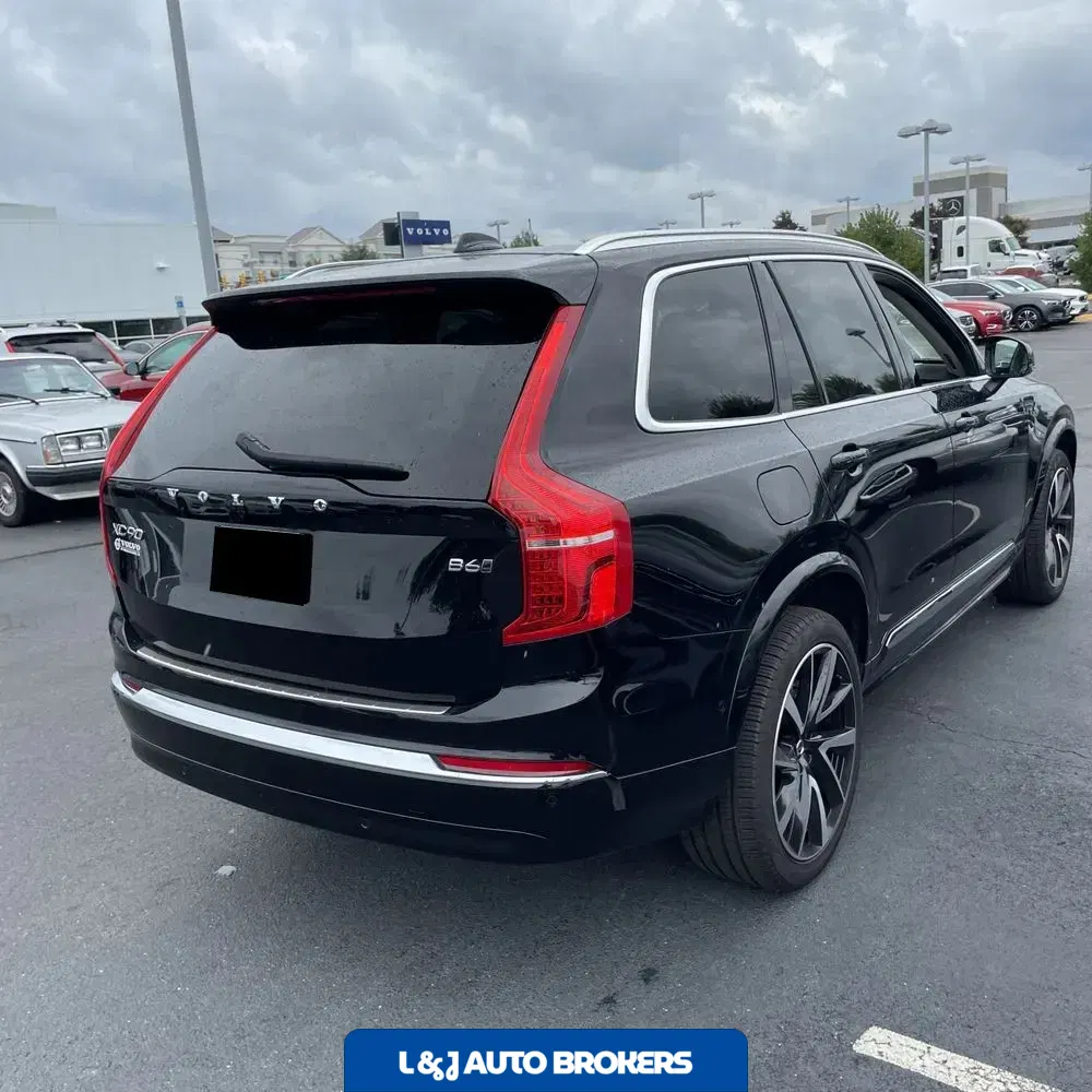 2024 Volvo XC90 B6 - Ultimate