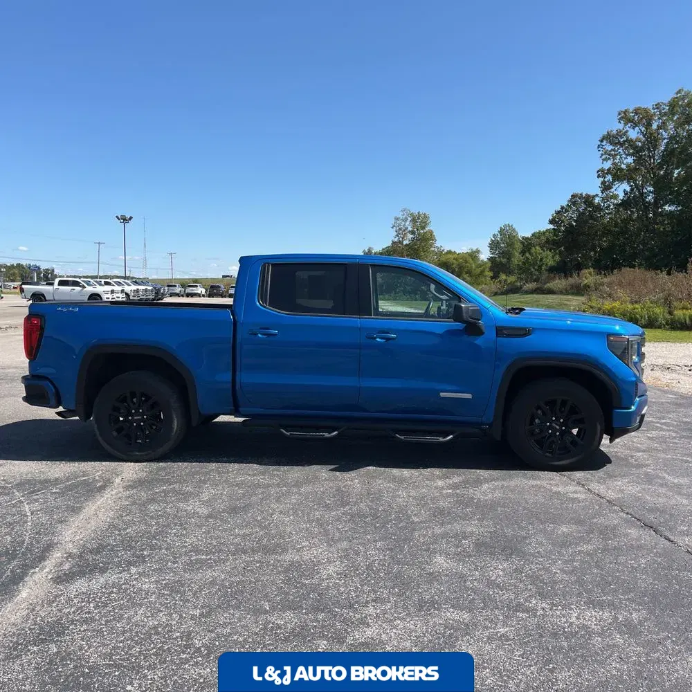 2024 GMC Sierra 1500 Elevation