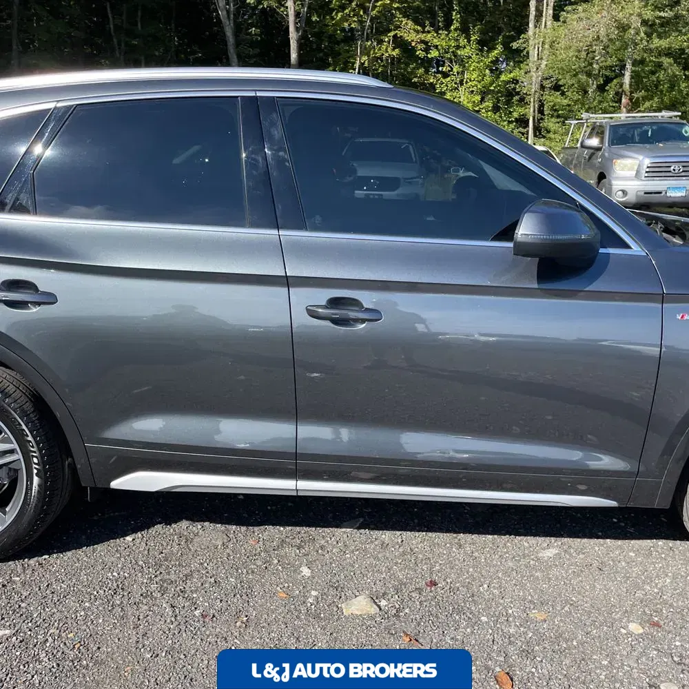 2025 Audi Q5 S-Line Prem+ 55 PHEV
