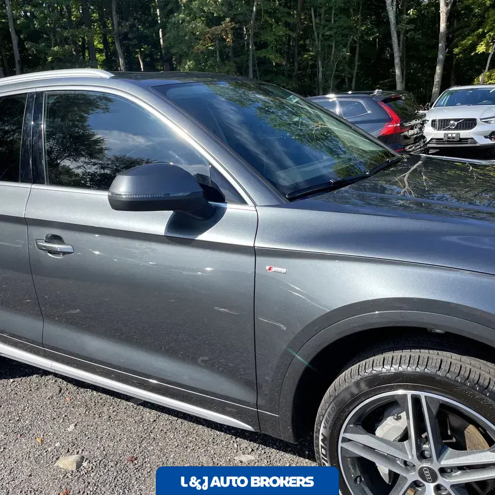 2025 Audi Q5 S-Line Prem+ 55 PHEV
