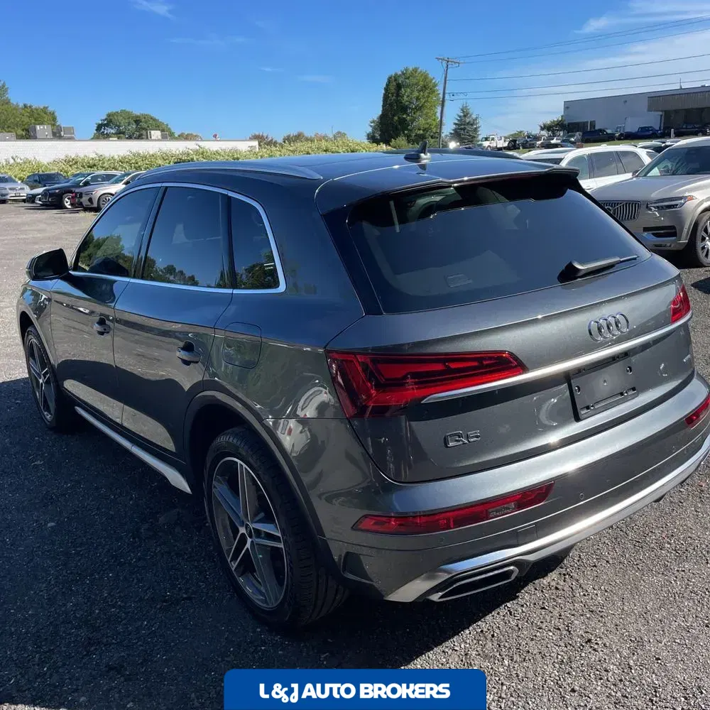 2025 Audi Q5 S-Line Prem+ 55 PHEV