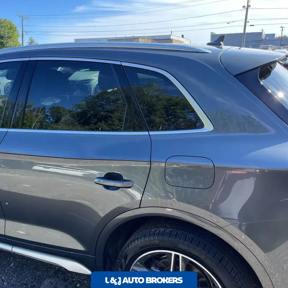 2025 Audi Q5 S-Line Prem+ 55 PHEV