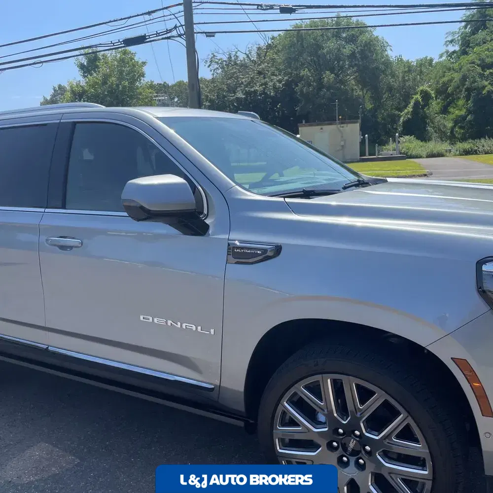2025 GMC Yukon Denali Ultimate