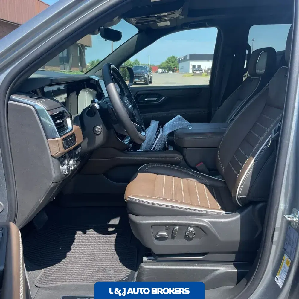 2025 GMC Yukon Denali Ultimate