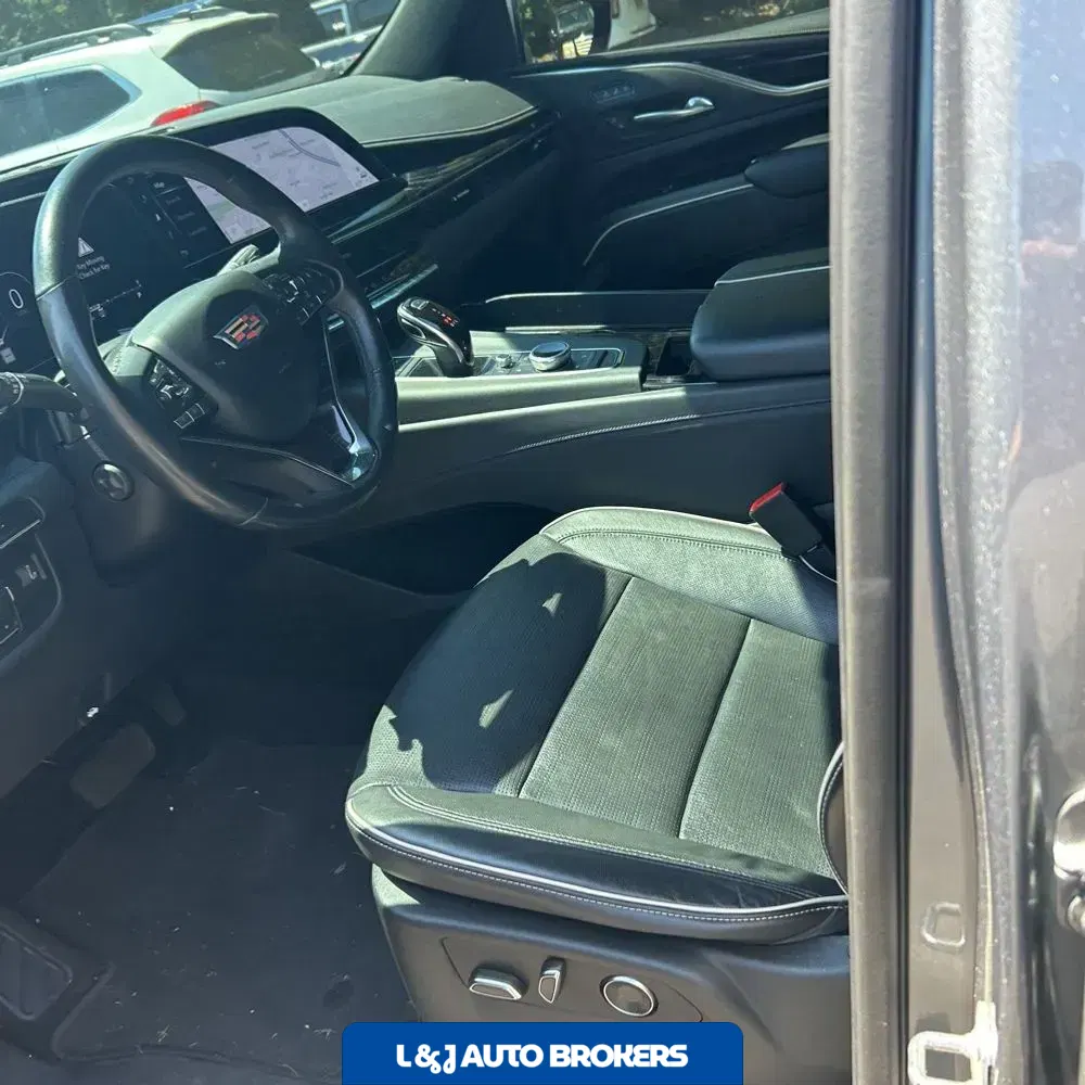 2021 Cadillac Escalade Sport