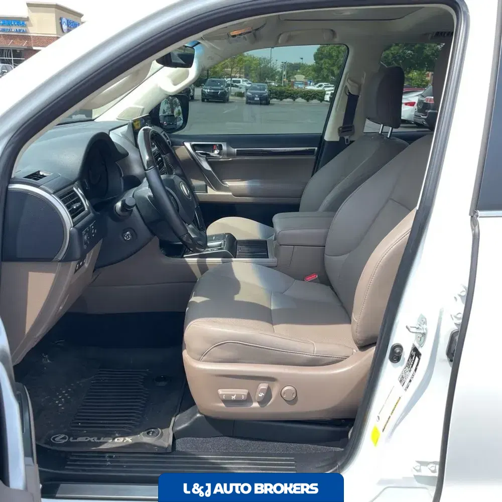 2023 Lexus GX 460 Base