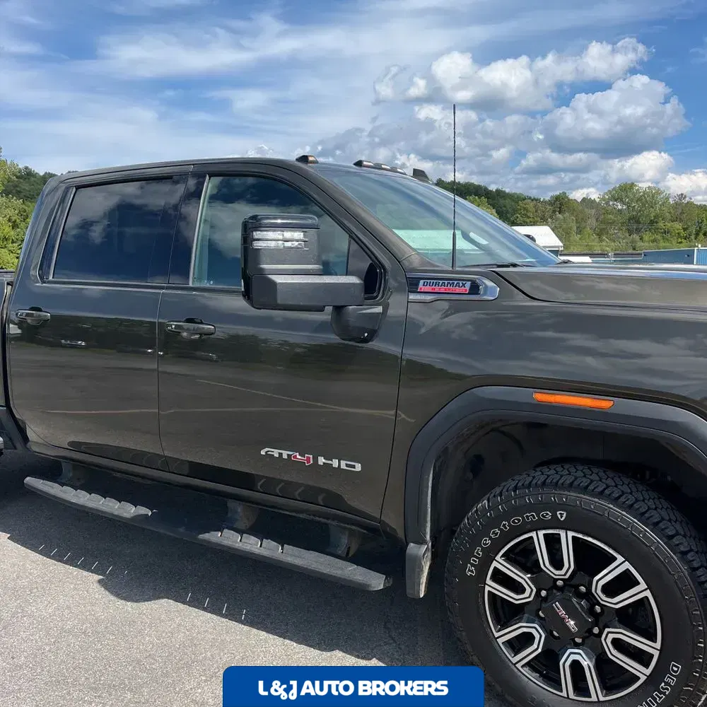 2023 GMC Sierra 2500HD AT4