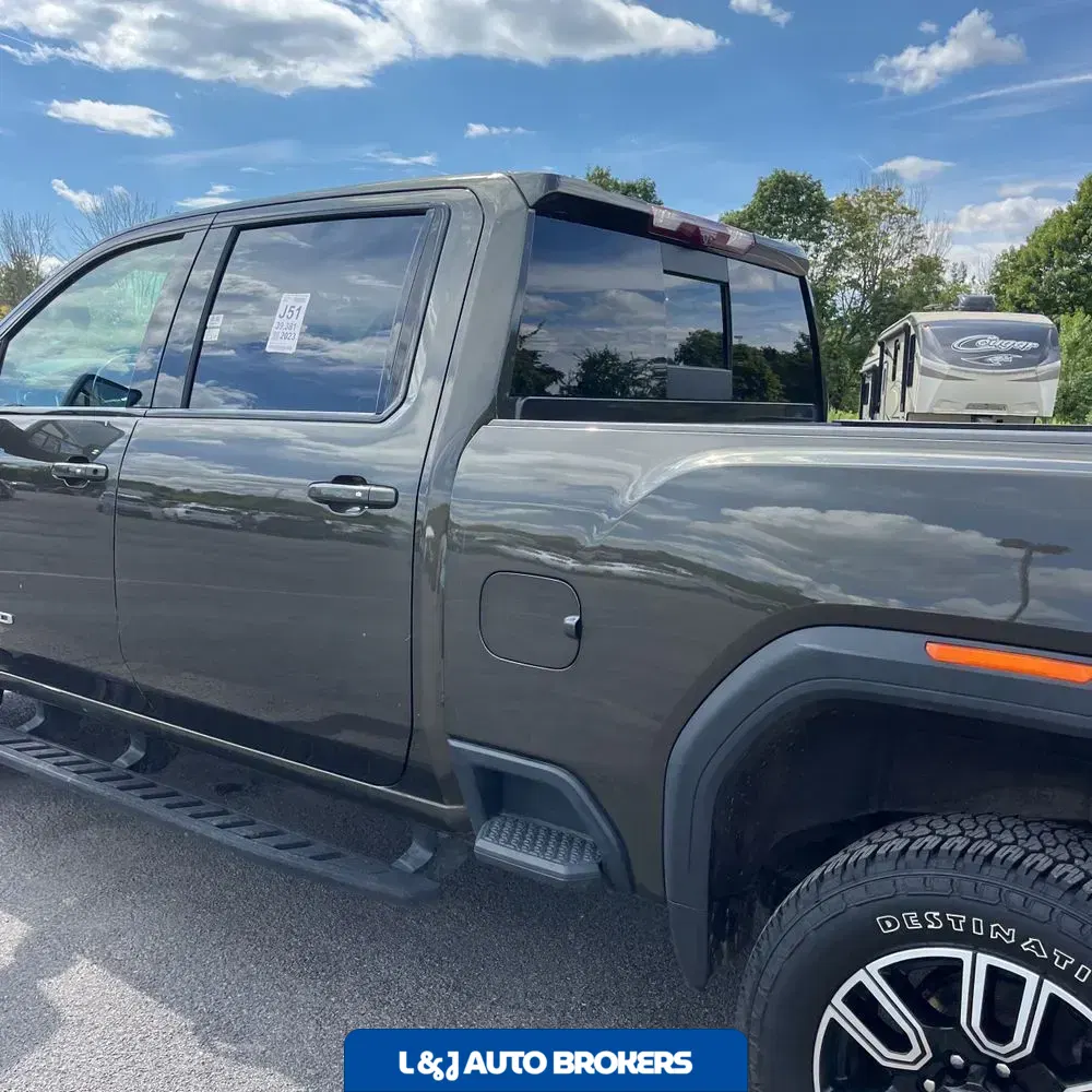 2023 GMC Sierra 2500HD AT4