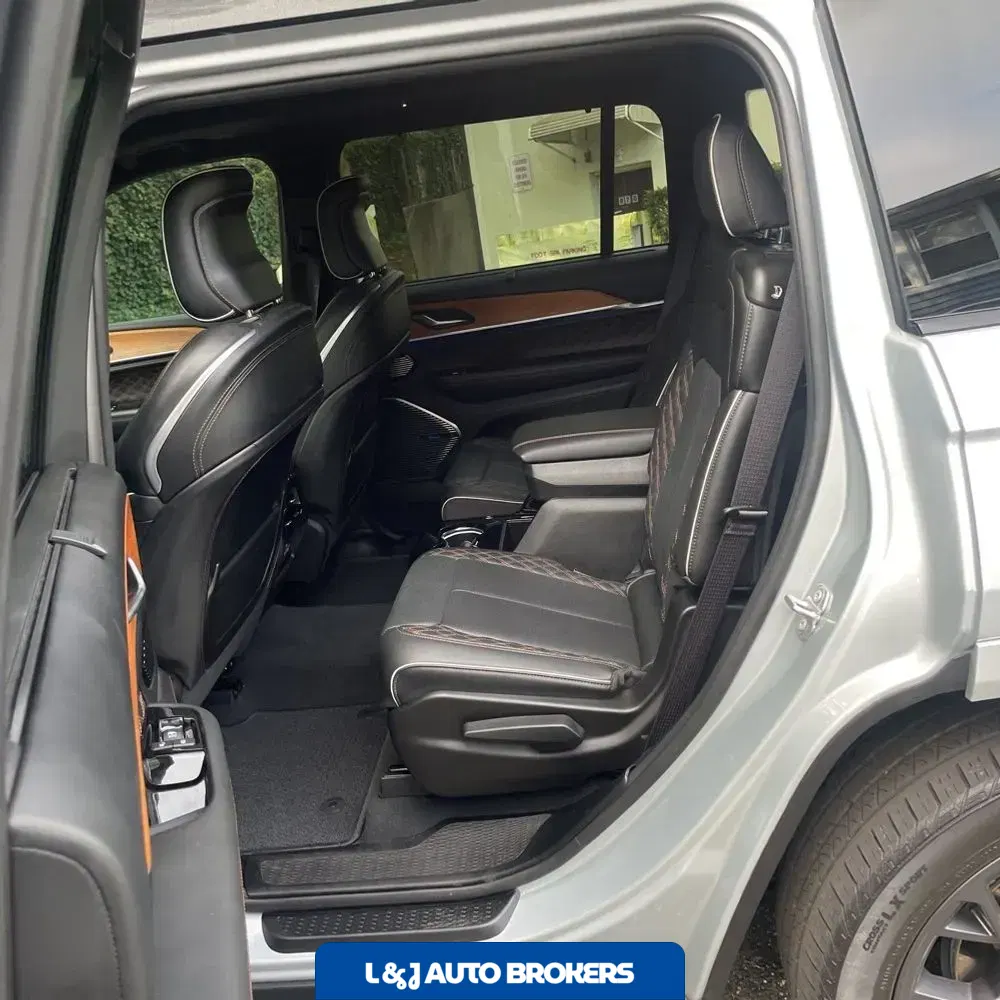2023 Jeep Grand Cherokee L Summit Reserve