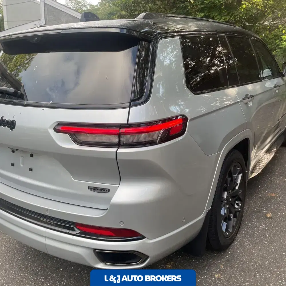 2023 Jeep Grand Cherokee L Summit Reserve
