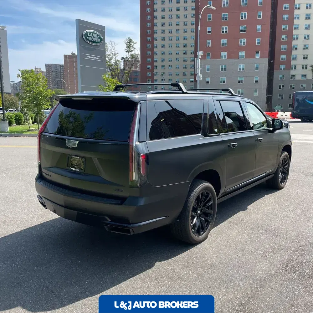 2024 Cadillac Escalade ESV Sport Platinum