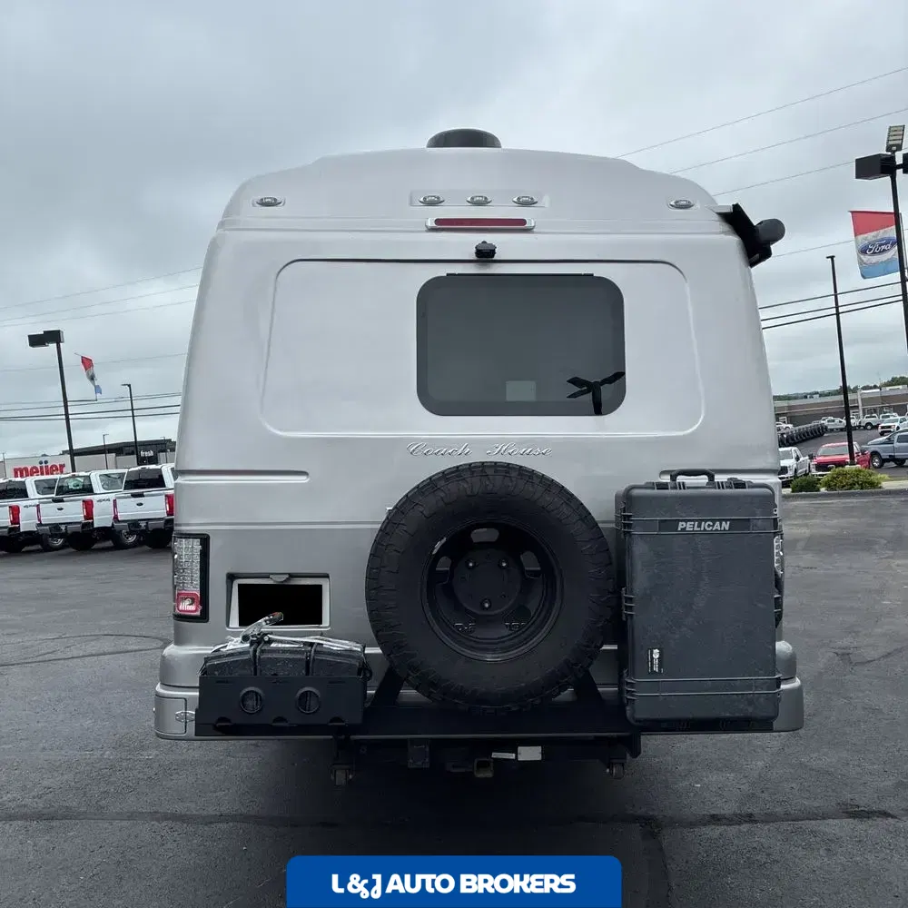 2022 Ford Commercial Vans E450