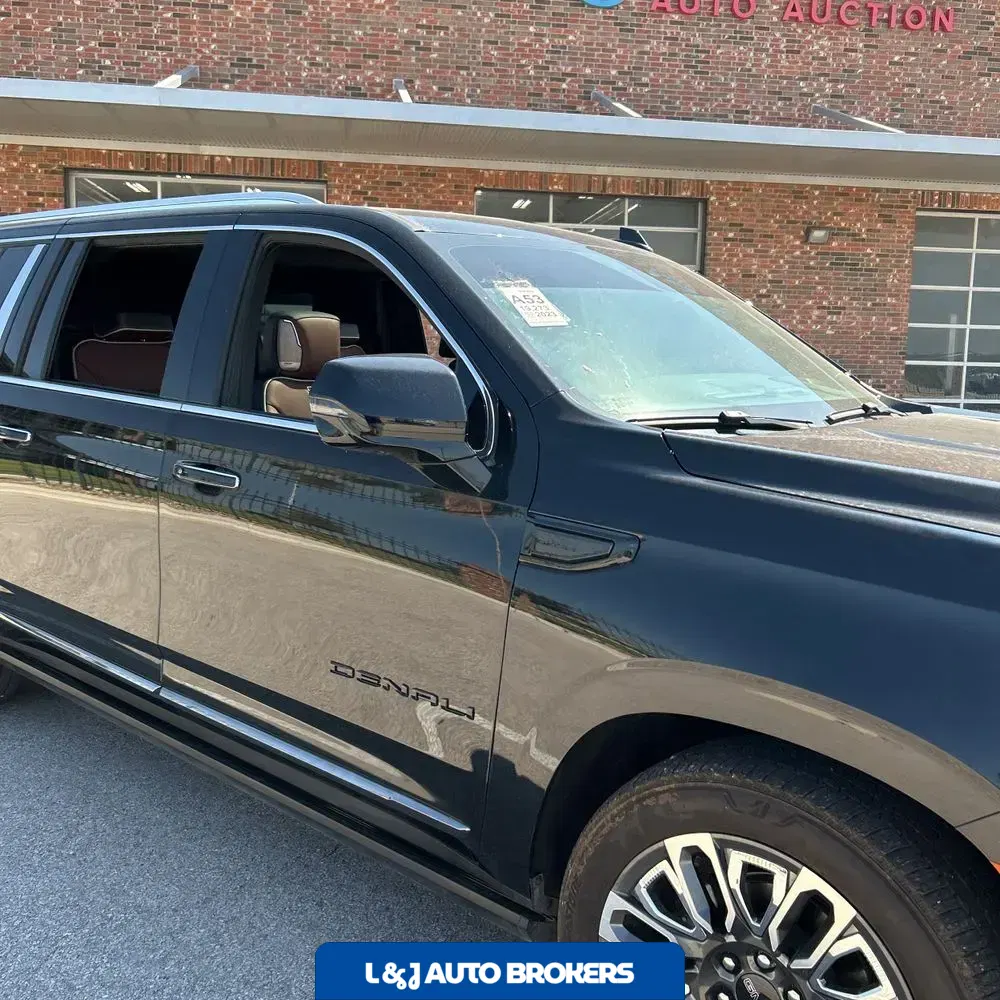 2023 GMC Yukon XL Denali Ultimate