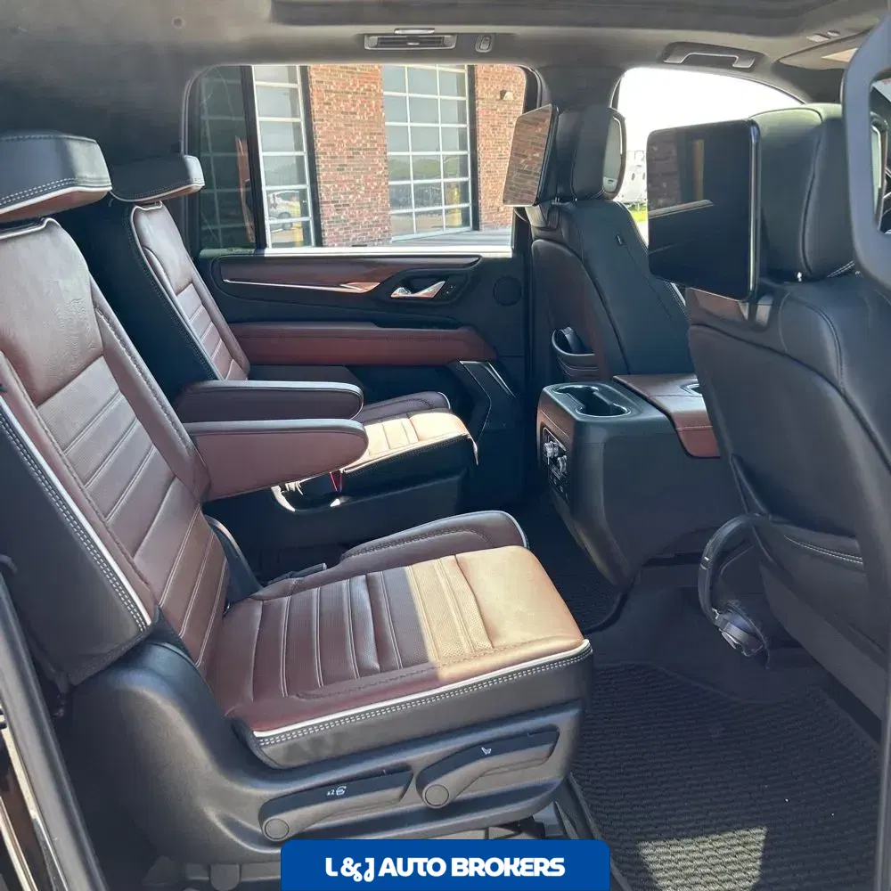2023 GMC Yukon XL Denali Ultimate