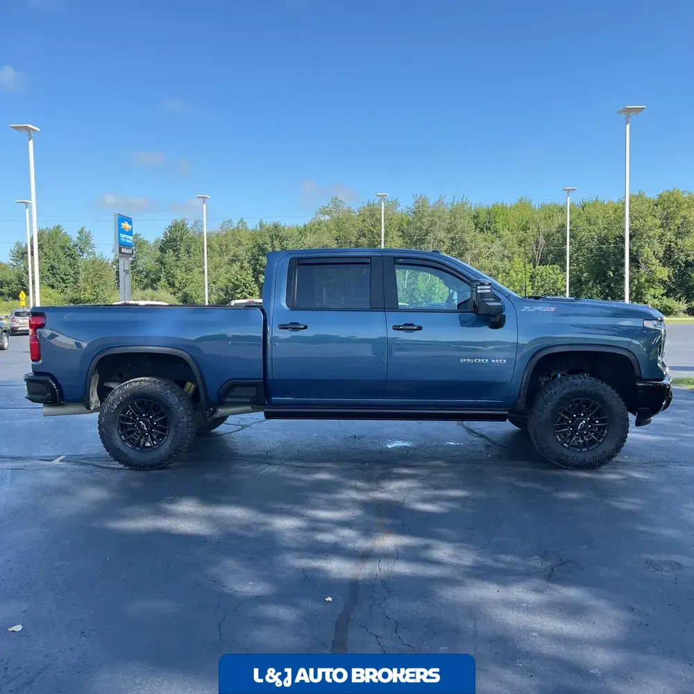 2024 Chevrolet Silverado 2500HD ZR2
