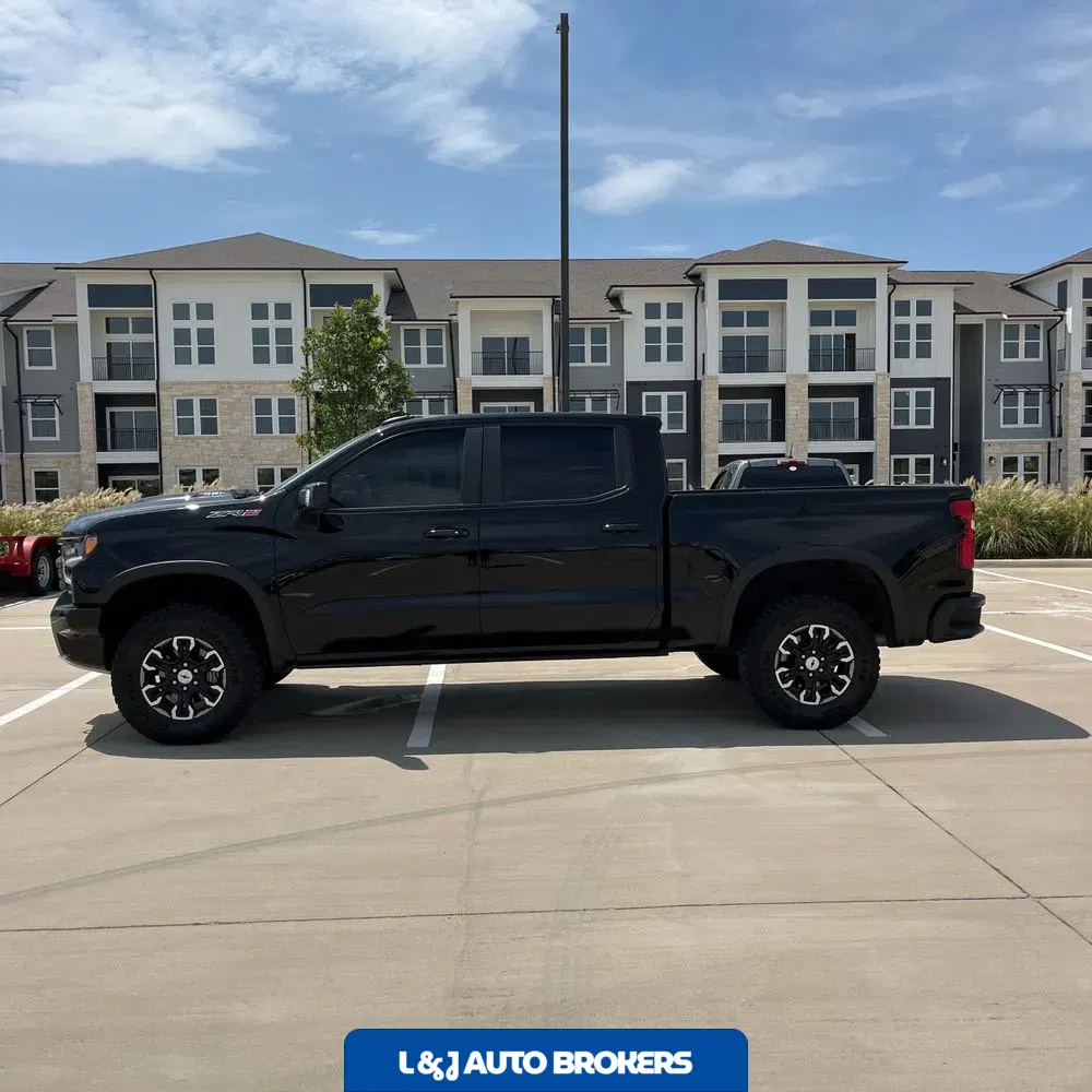 2023 Chevrolet Silverado 1500 ZR2